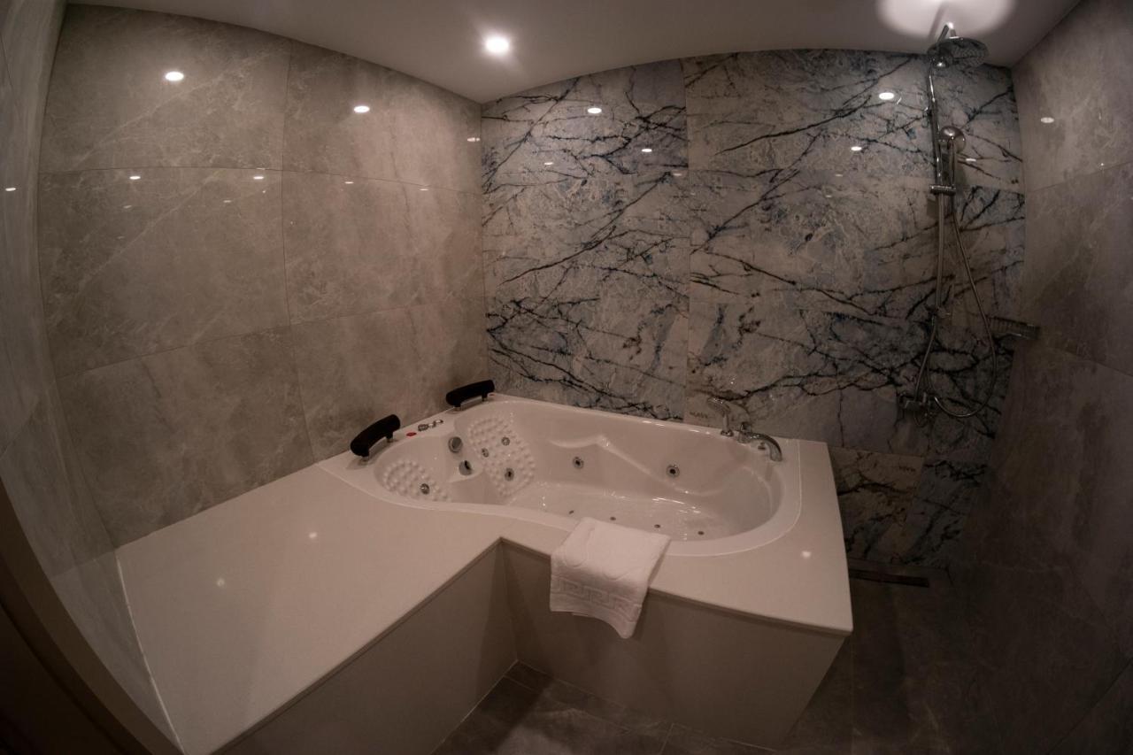 Nevi Hotel & Suites Istanbul Taksim Istambul Exterior foto
